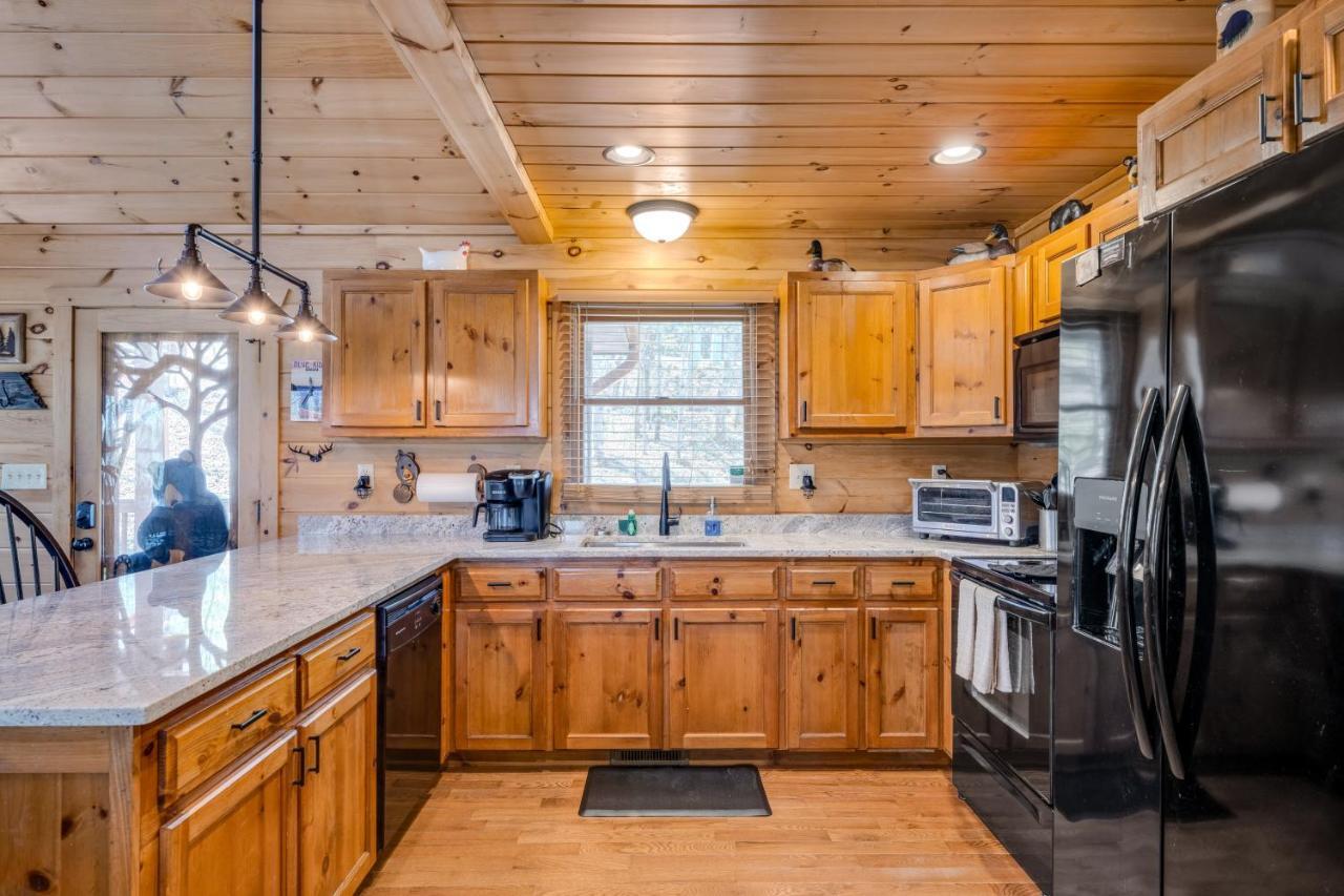 Blue Ridge Bear Bungalow Bagian luar foto