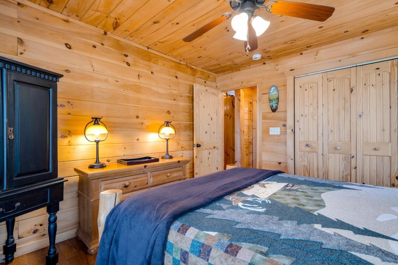 Blue Ridge Bear Bungalow Bagian luar foto