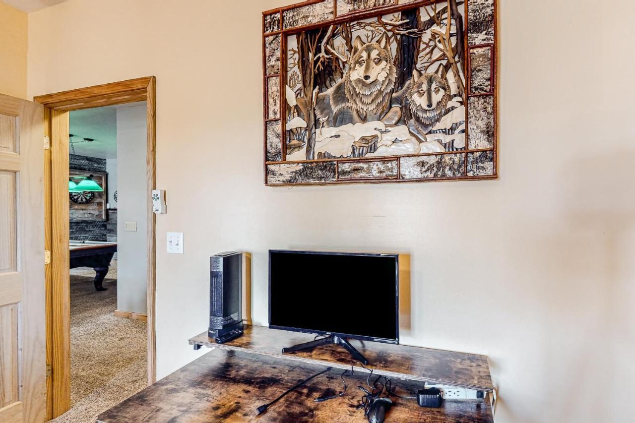Blue Ridge Bear Bungalow Bagian luar foto
