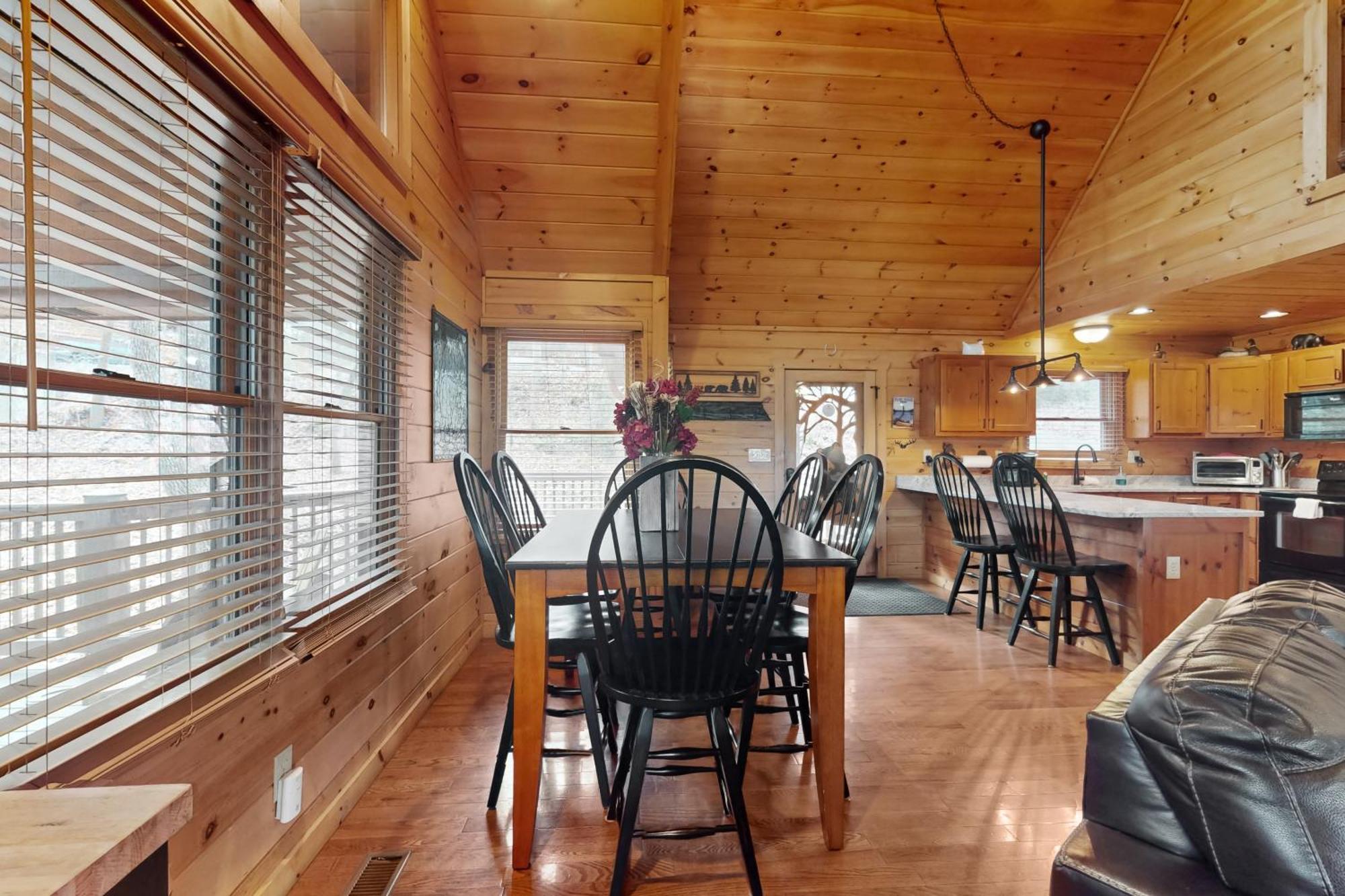 Blue Ridge Bear Bungalow Bagian luar foto