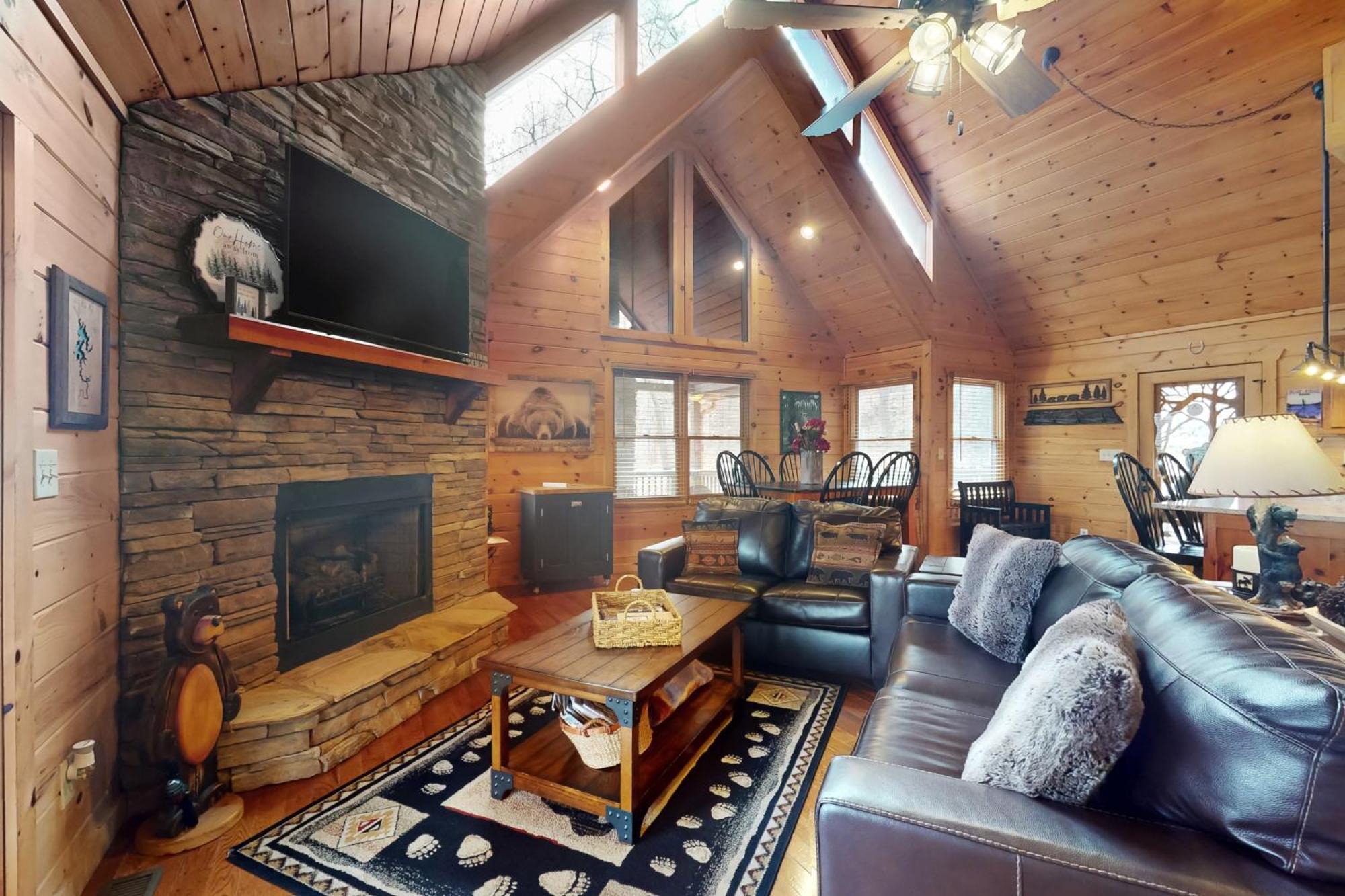 Blue Ridge Bear Bungalow Bagian luar foto